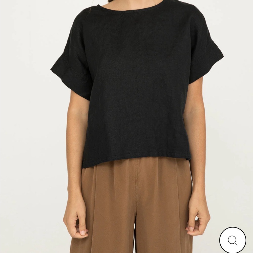 Elizabeth Suzann Linen Top